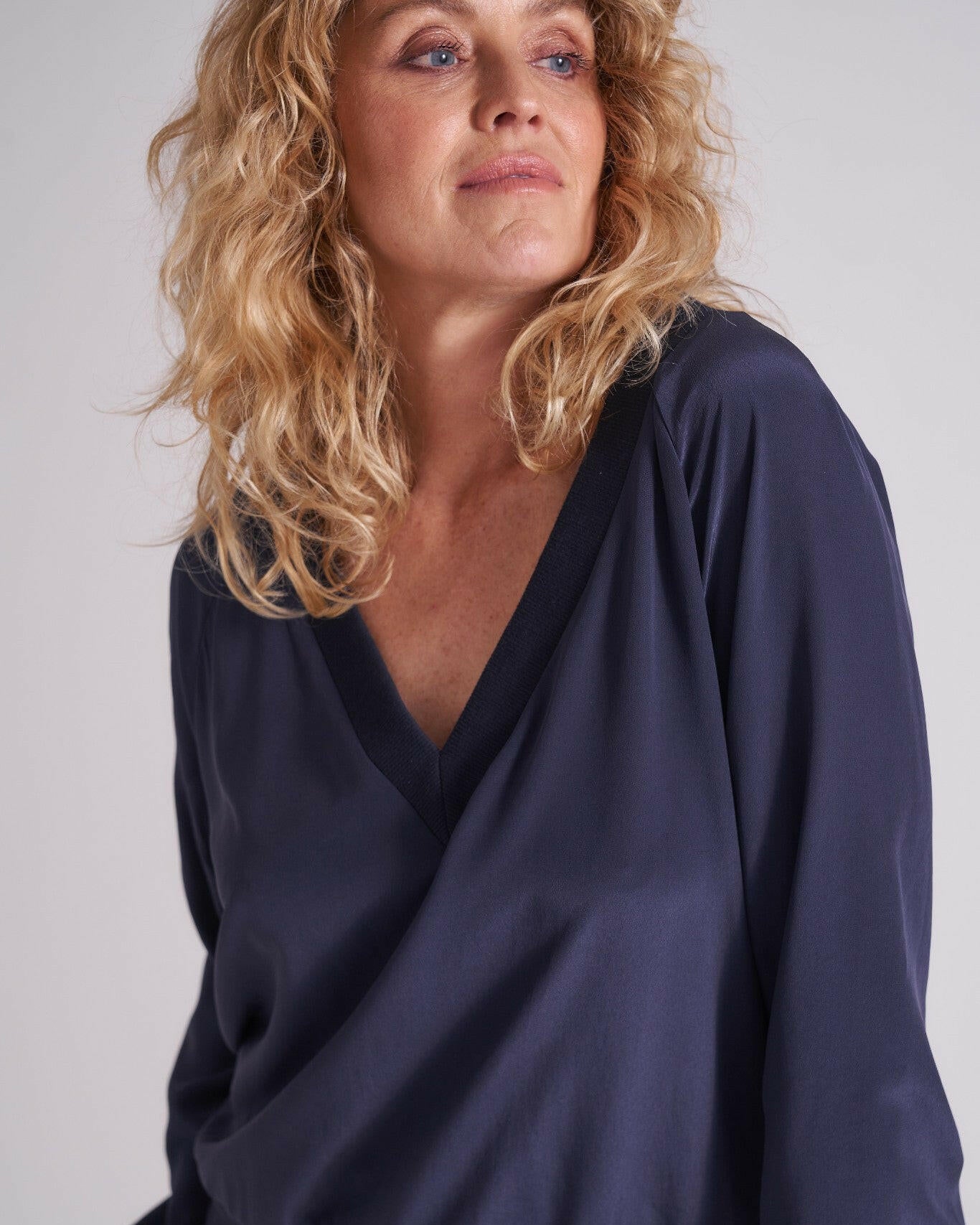 Vee Silk Sweatshirt.