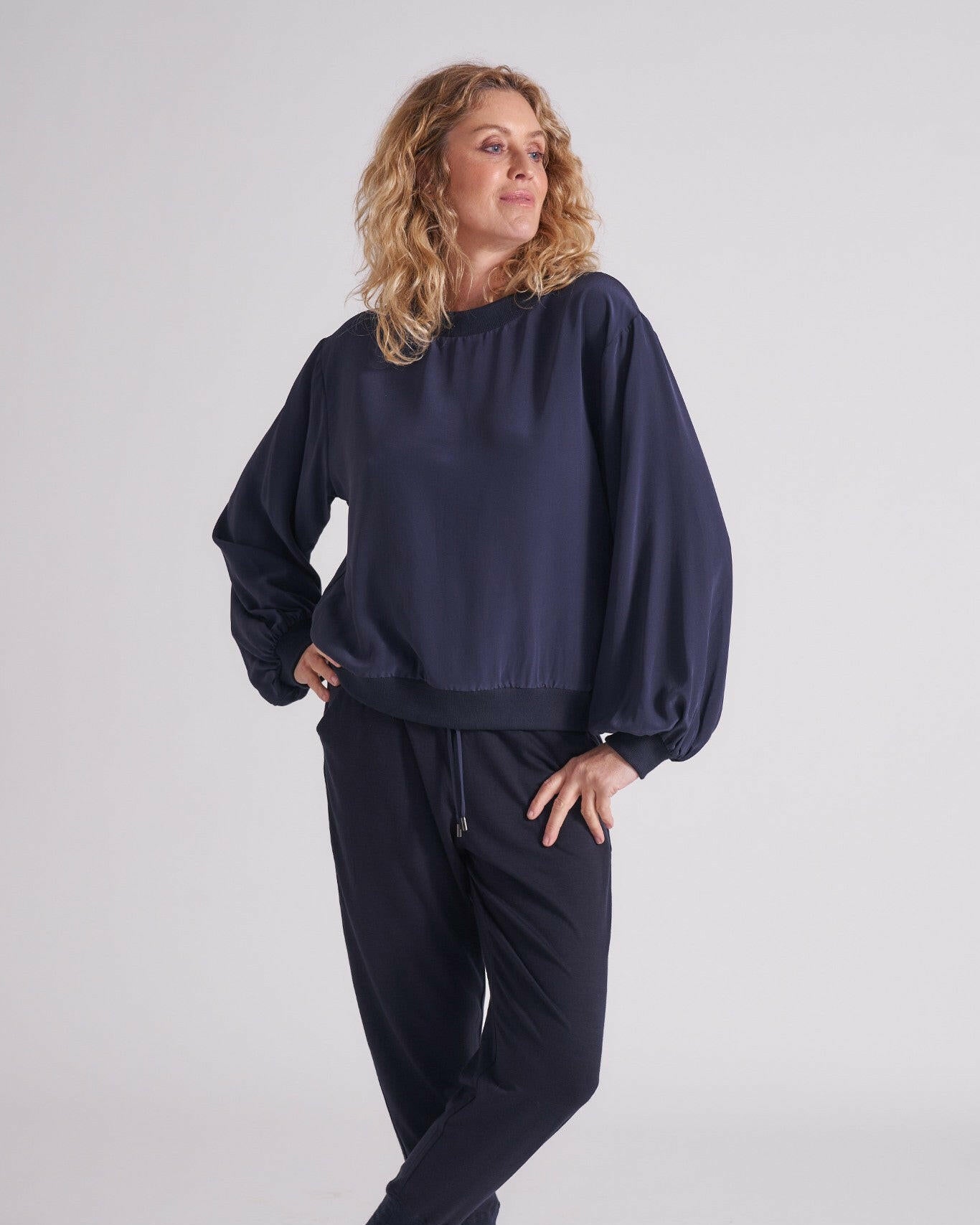 Crew Silk Sweatshirt.