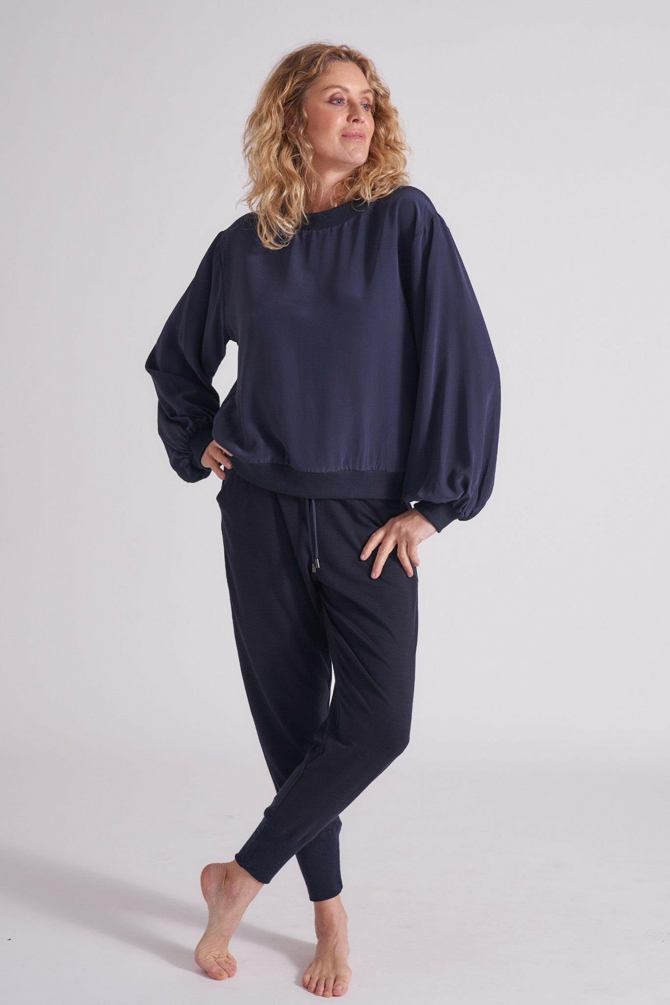 Crew Silk Sweatshirt.