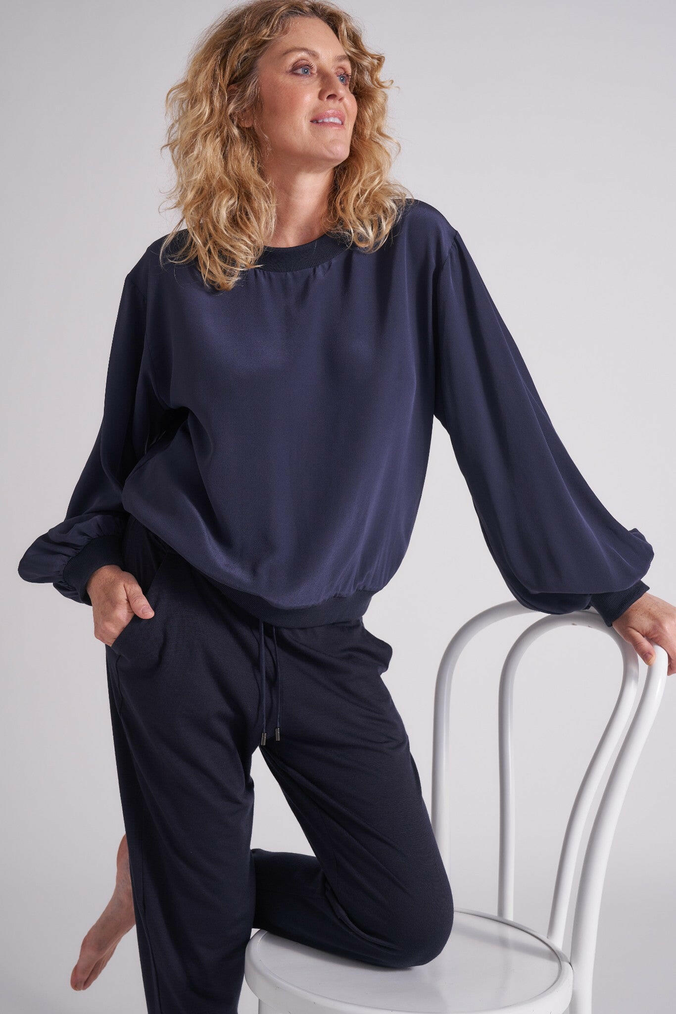 Crew Silk Sweatshirt.